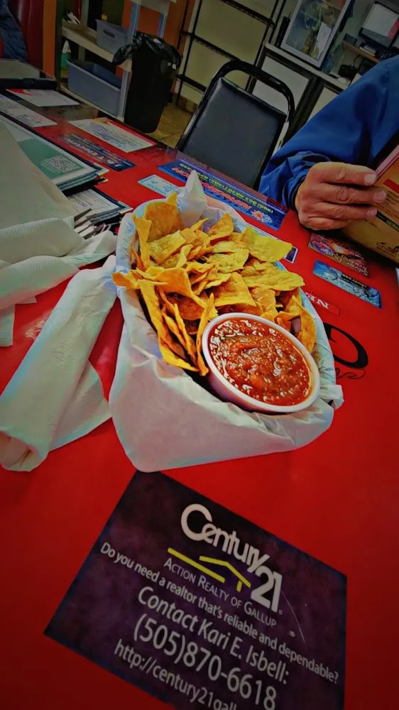 Salsa & Chips